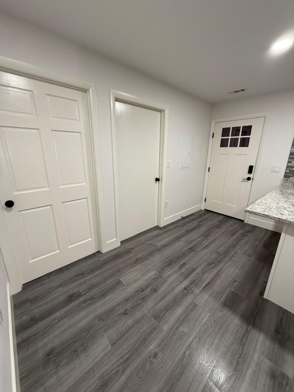 41 Washington St #201 - Photo 3 of 18