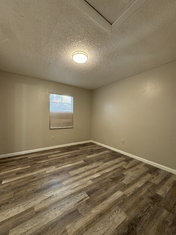 3010 Allred Dr #B - Photo 3 of 11