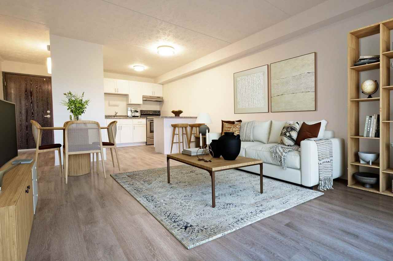 2345 Oxford - Photo 3 of 35