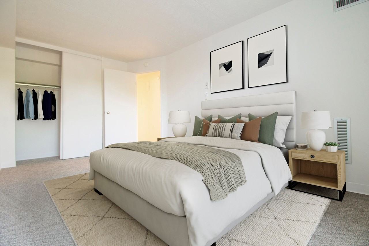 2345 Oxford - Photo 6 of 35