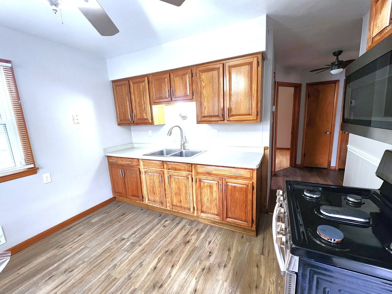 7707 W Palmetto Ave - Photo 2 of 23