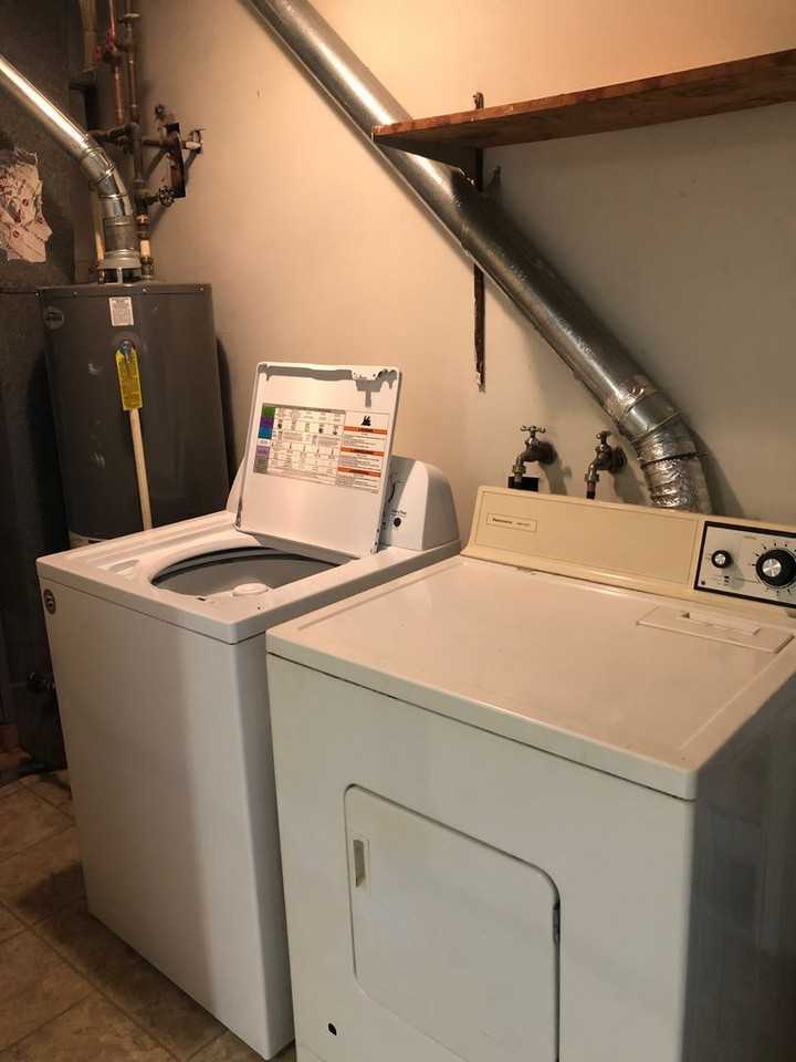 405 North Clark Street - Photo 4 of 11