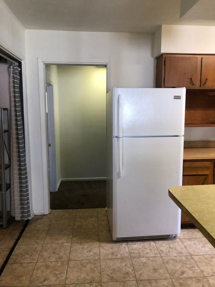 405 North Clark Street - Photo 5 of 11