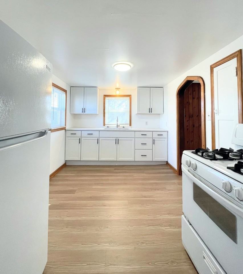 914 Lincoln St - Photo 7 of 18