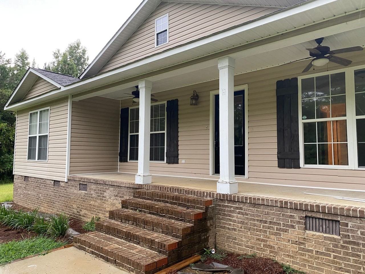 375 Shady Grove Rd - Photo 2 of 13