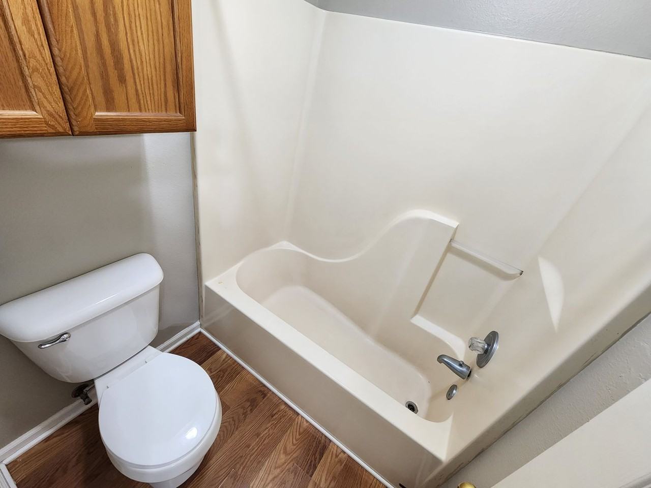 902 Pheasant Cv - Photo 7 of 14