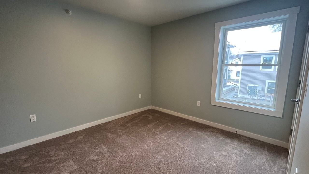 34 South Street - Photo 4 of 24