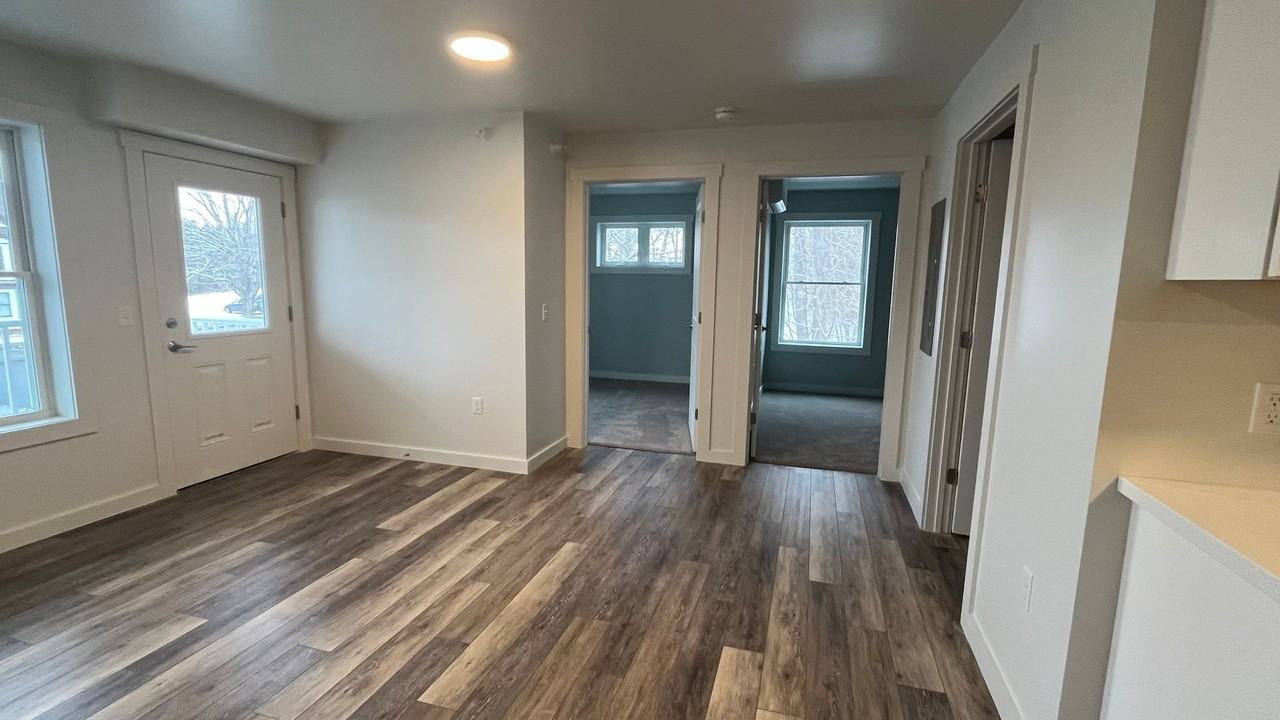 34 South Street - Photo 5 of 24