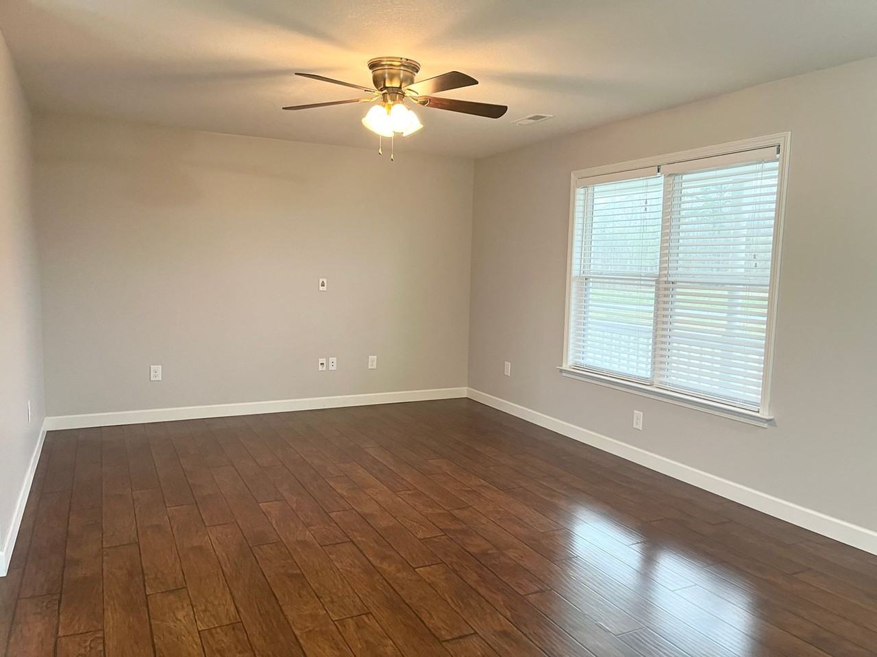 127 Cayuse Way - Photo 2 of 6