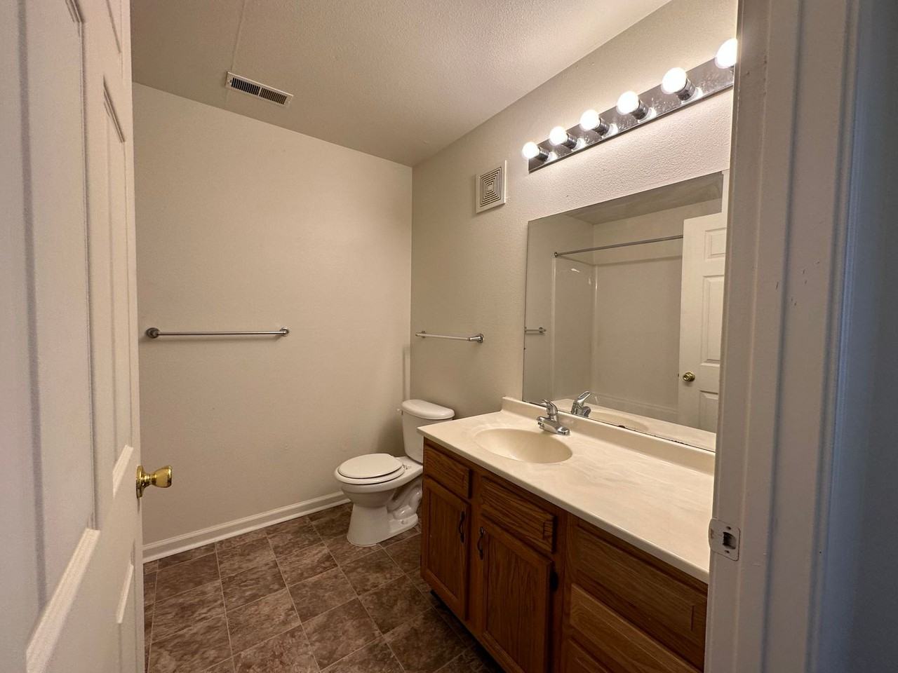 Northampton Village Apartments - Photo 3 of 50