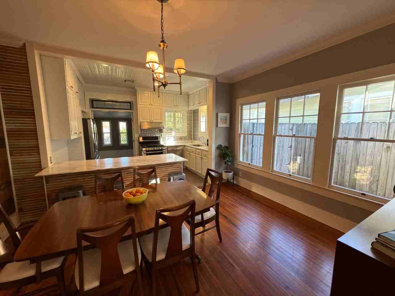 1033 Camelia Ave - Photo 7 of 18