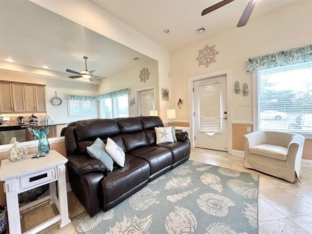 3913 Ocean Ave #1 - Photo 3 of 25