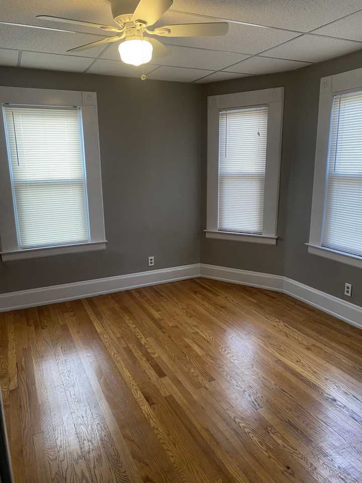 42 Baldwin St #1 - Photo 3 of 12