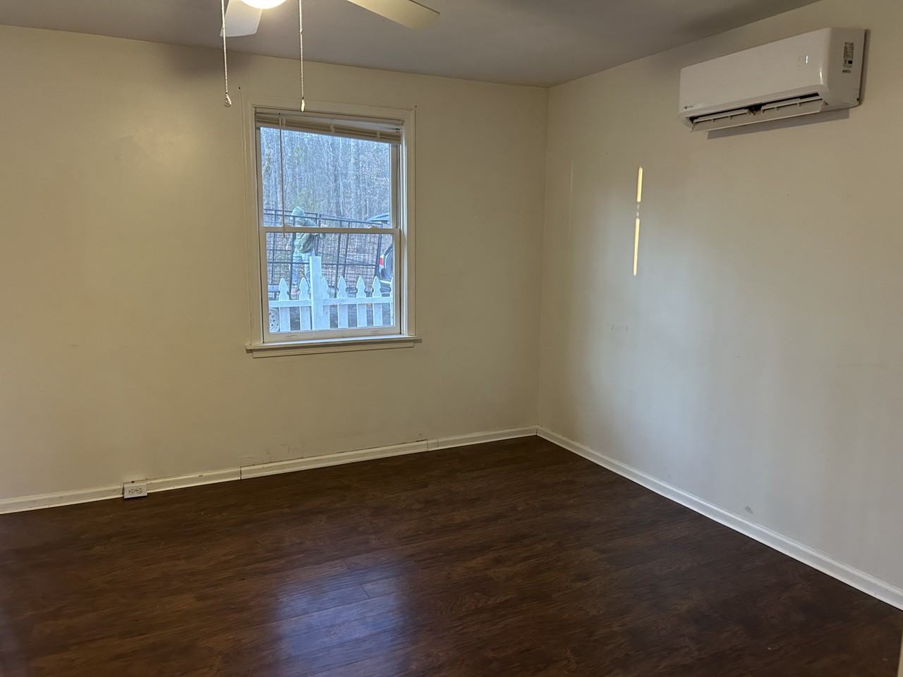 422 Blackberry Ln - Photo 2 of 10