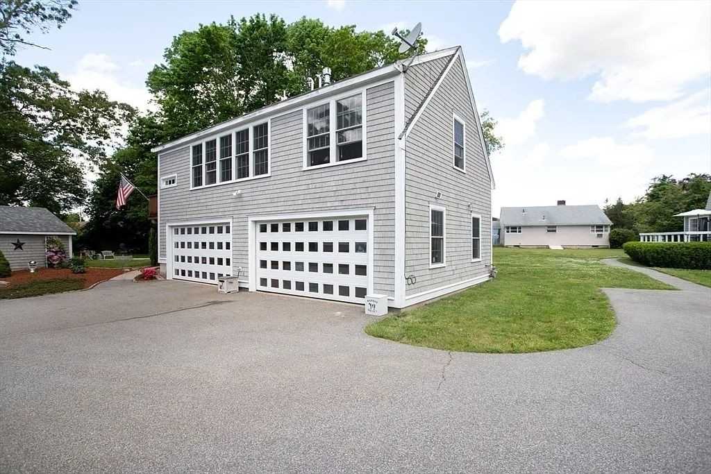 9 Warren Ave #B - Photo 2 of 18