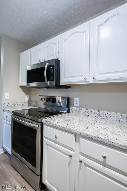 14822 Lenox Dr #222 - Photo 7 of 23