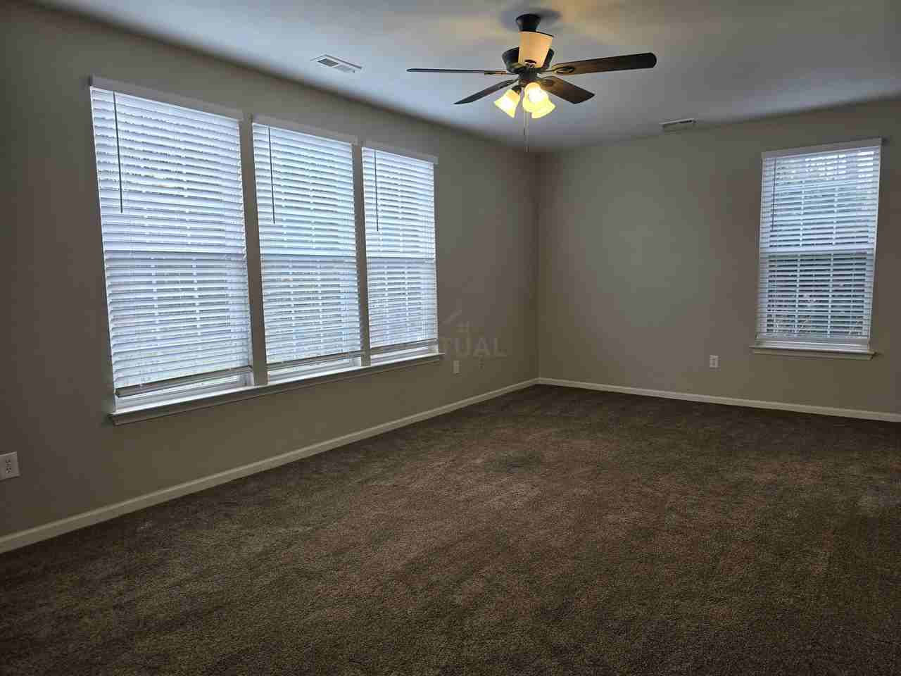 26812 Kirkway Cir - Photo 3 of 8