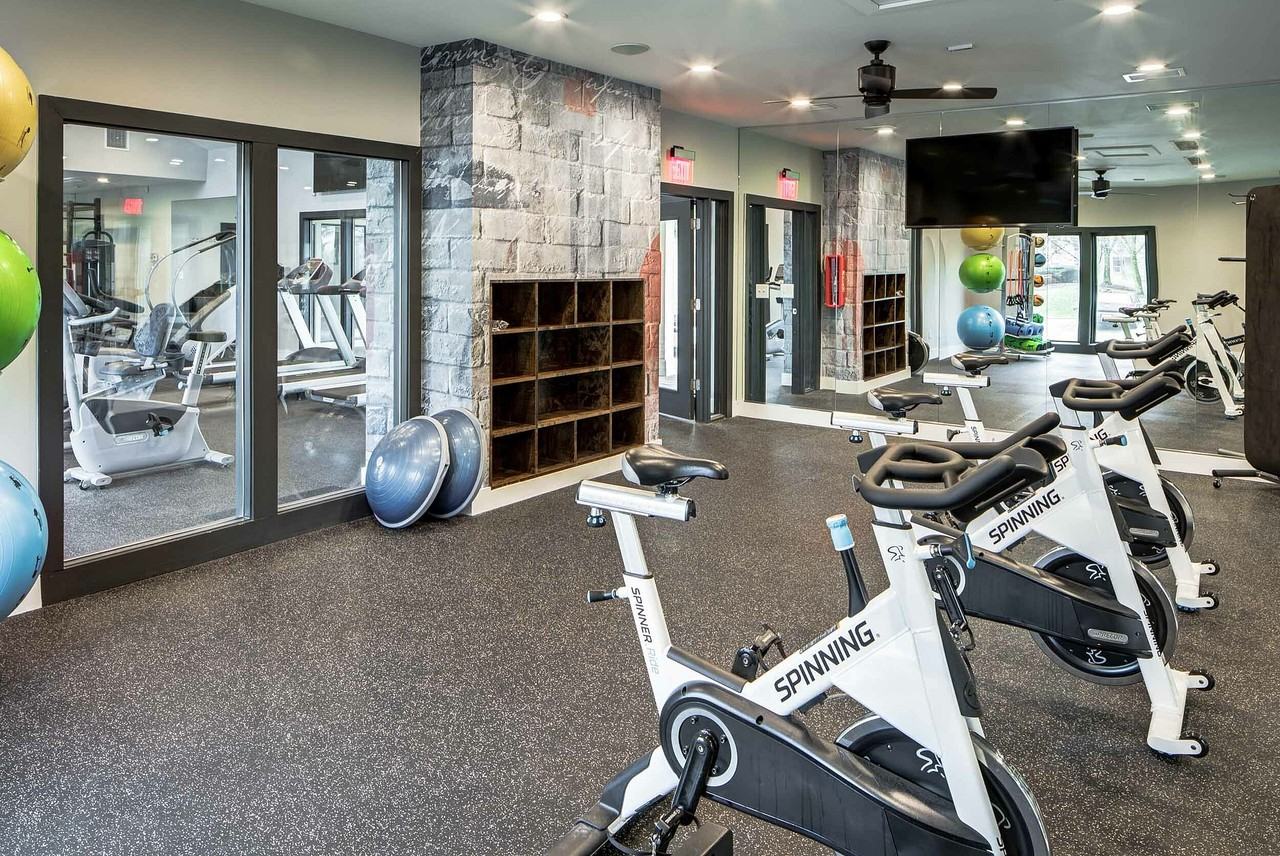 Grandview Apartments - Photo 6 of 29