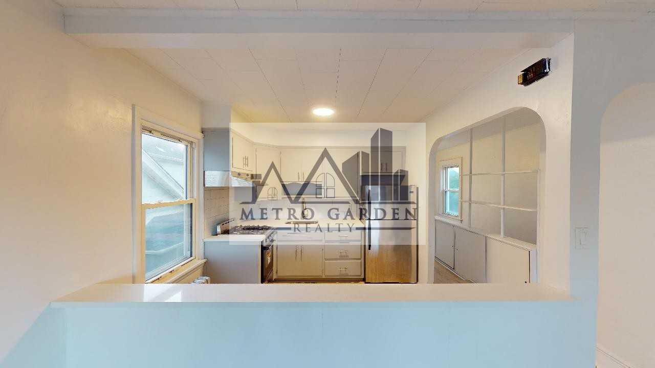 96-29 72nd Road #2 - Photo 5 of 19