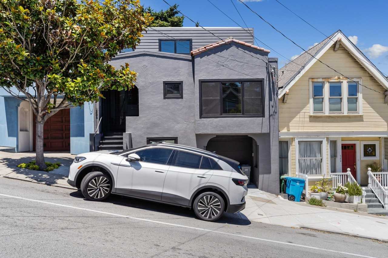 Clipper St #A - Photo 6 of 12