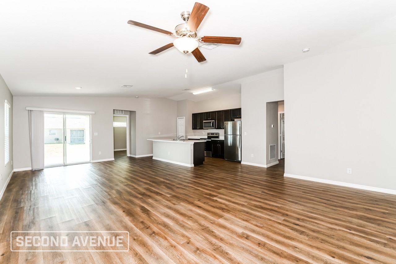 108 Nw 26th St - Photo 6 of 26