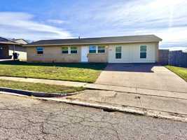 featured image of 1523 Glenhaven Drive