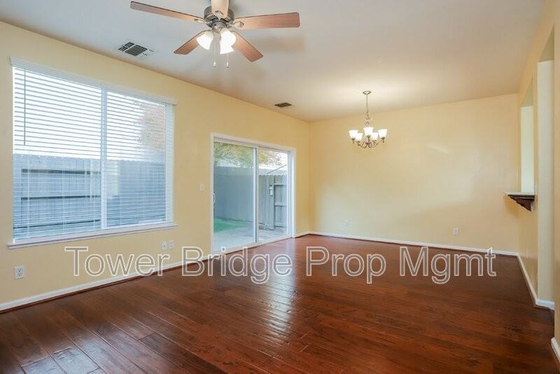 11825 Everdell Way - Photo 5 of 17