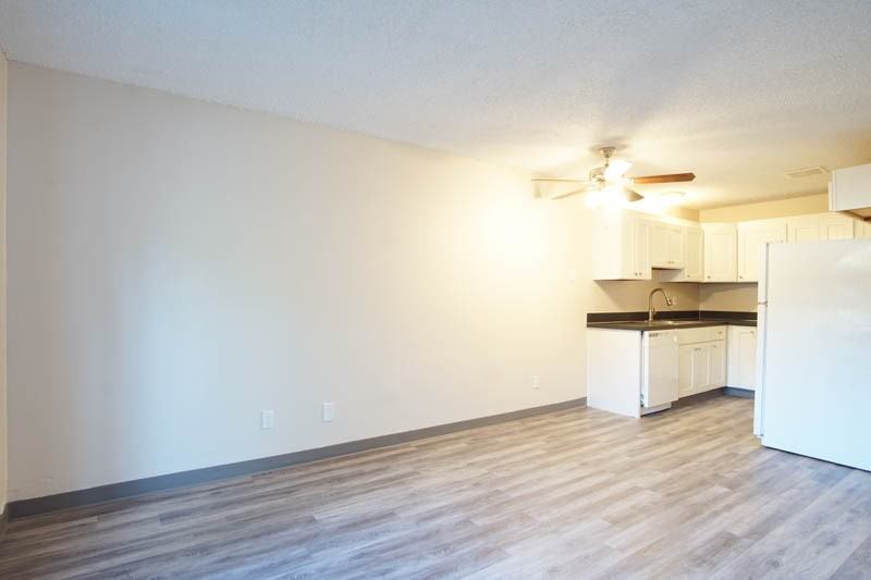 1229 Sw Grover St #110 - Photo 3 of 10