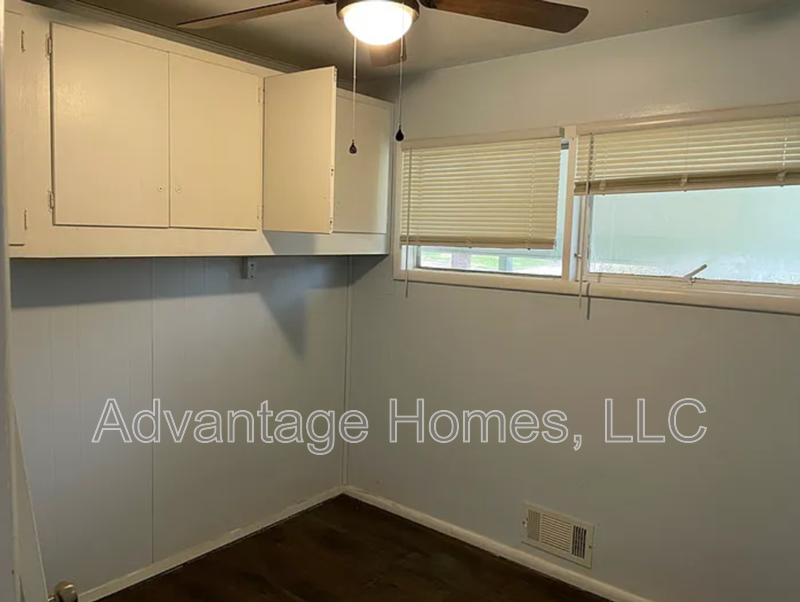 11357 Sycamore Ter - Photo 5 of 19