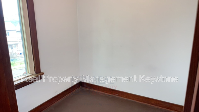 122 E 16th Ave #2 - Photo 4 of 15