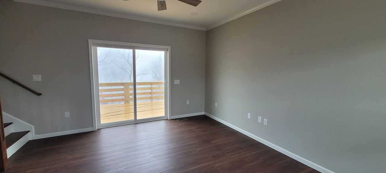 119 Monarch Ln - Photo 7 of 42