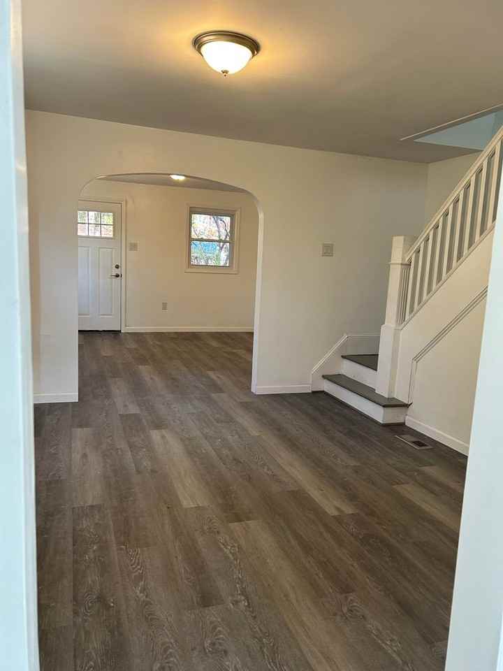 13 S Main St - Photo 3 of 15