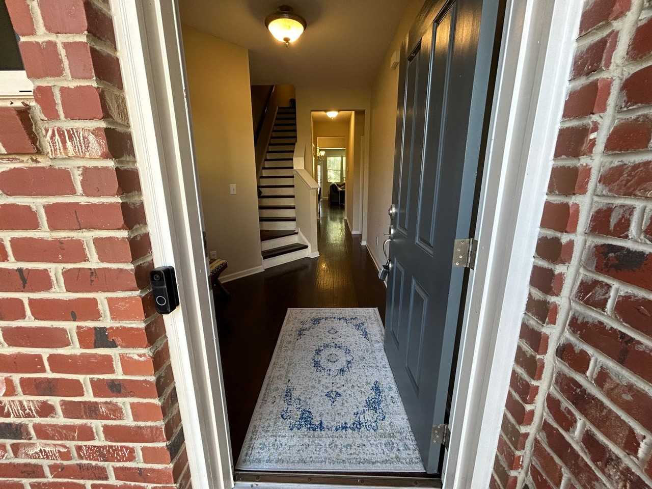 626 Libson St - Photo 2 of 17