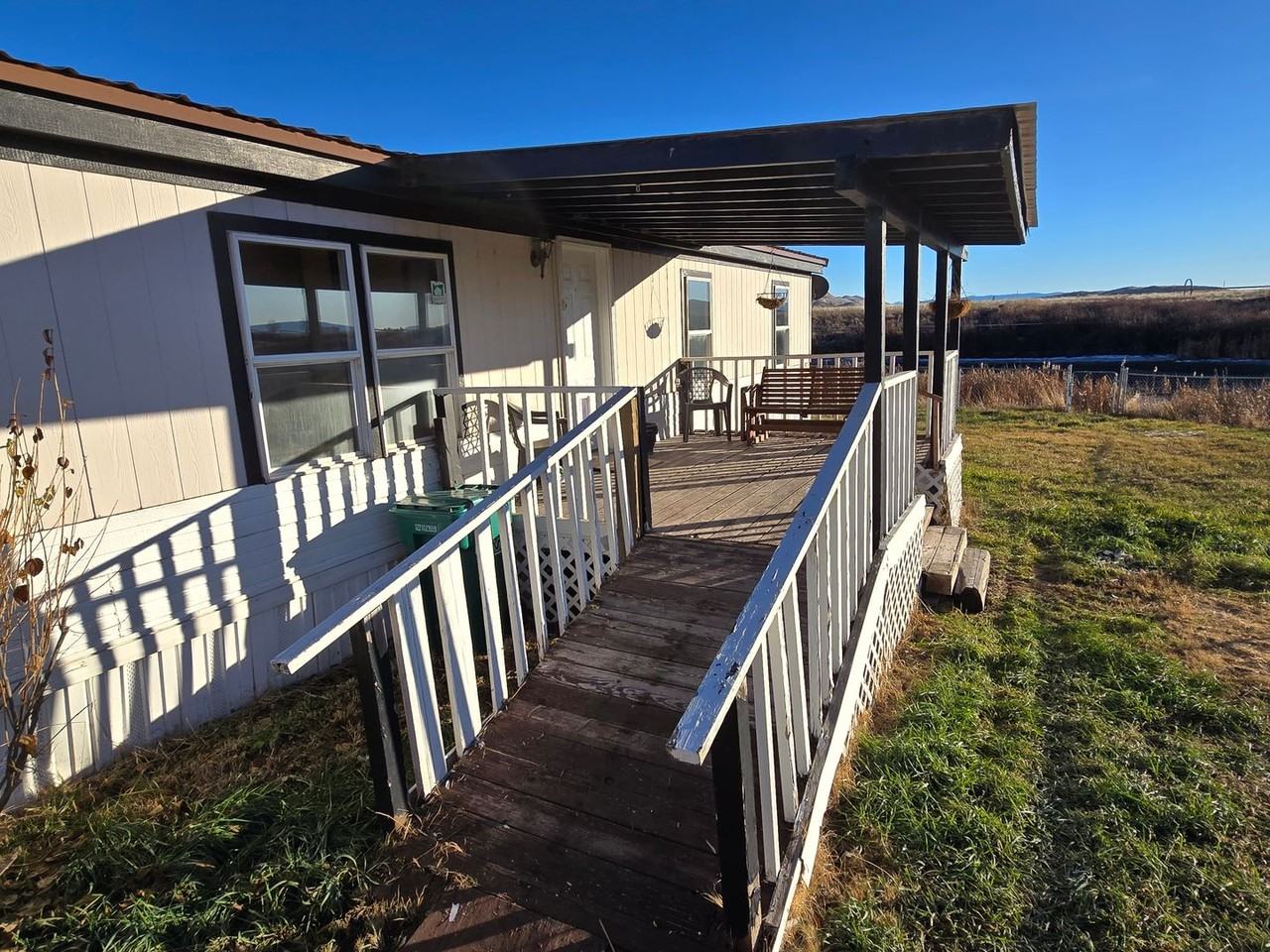 409 W Water St - Photo 2 of 25