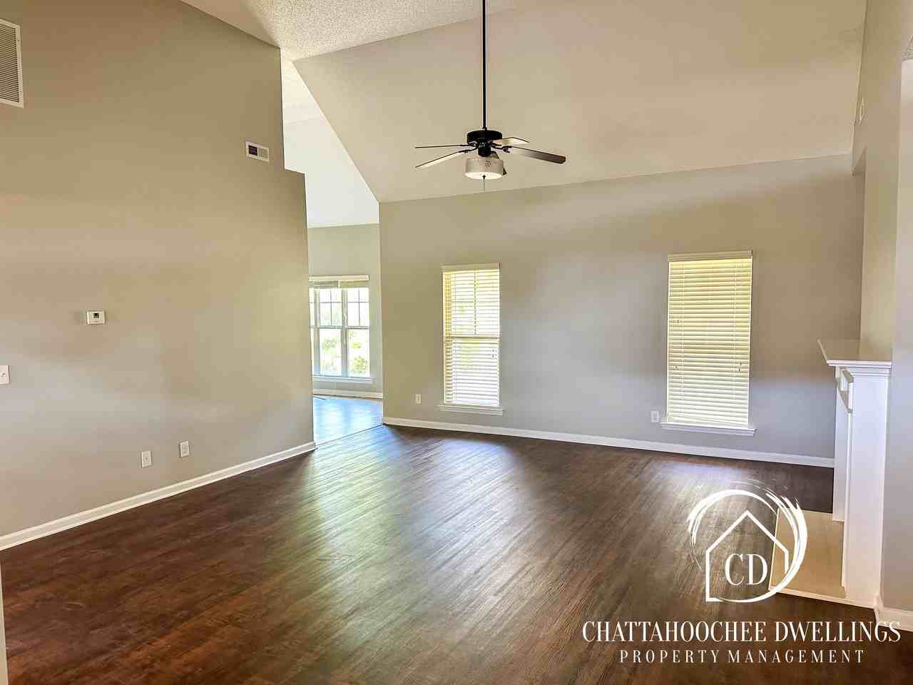 28 White Pine Way - Photo 2 of 10