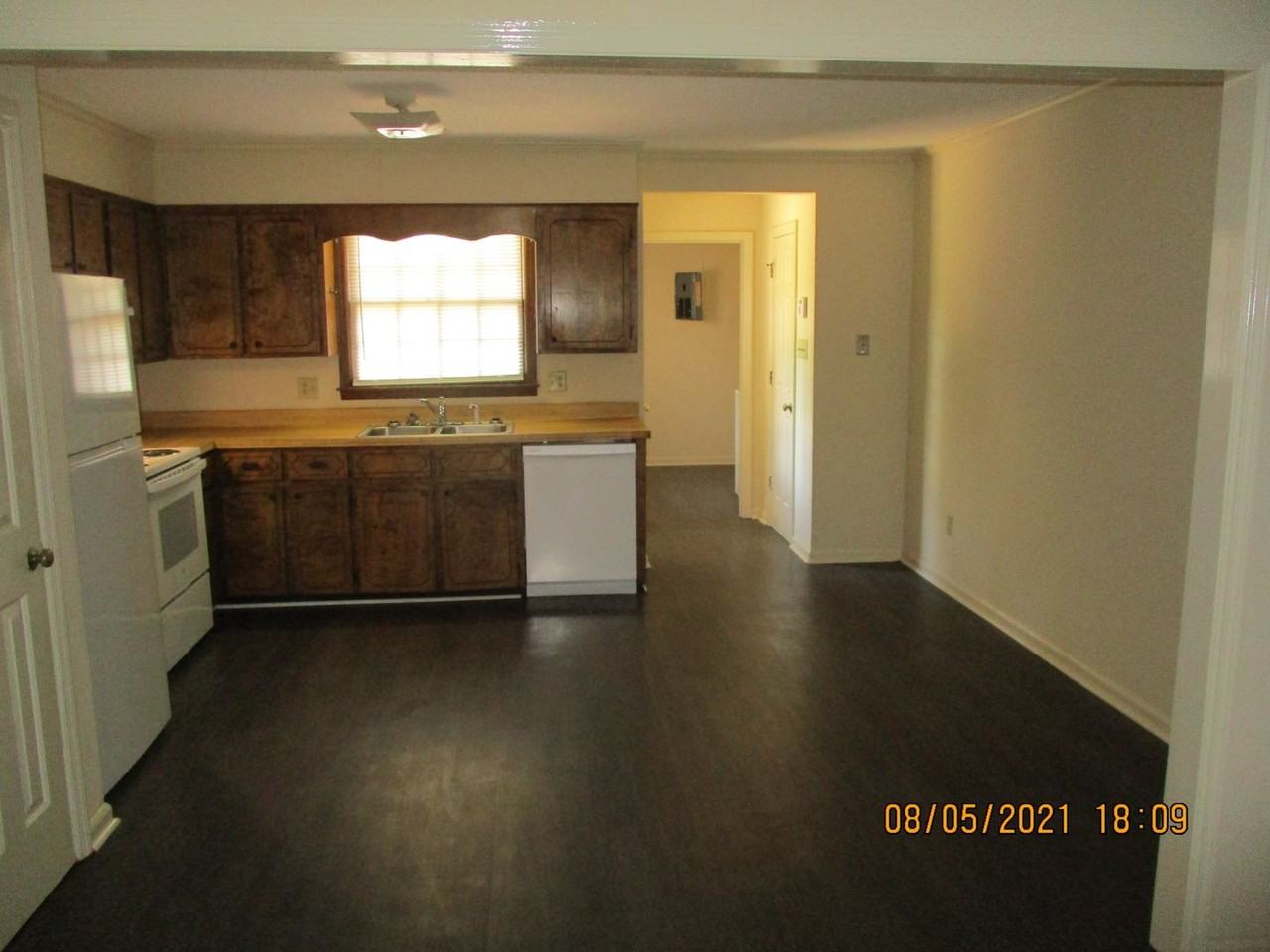 2802 Partridge Dr Apt A - Photo 4 of 8