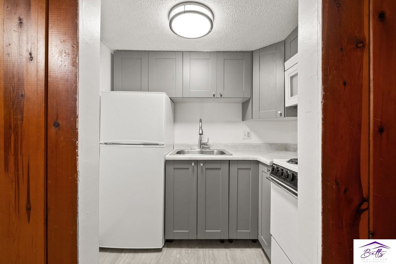 3825 CUMING ST 1-3 - Photo 5 of 19