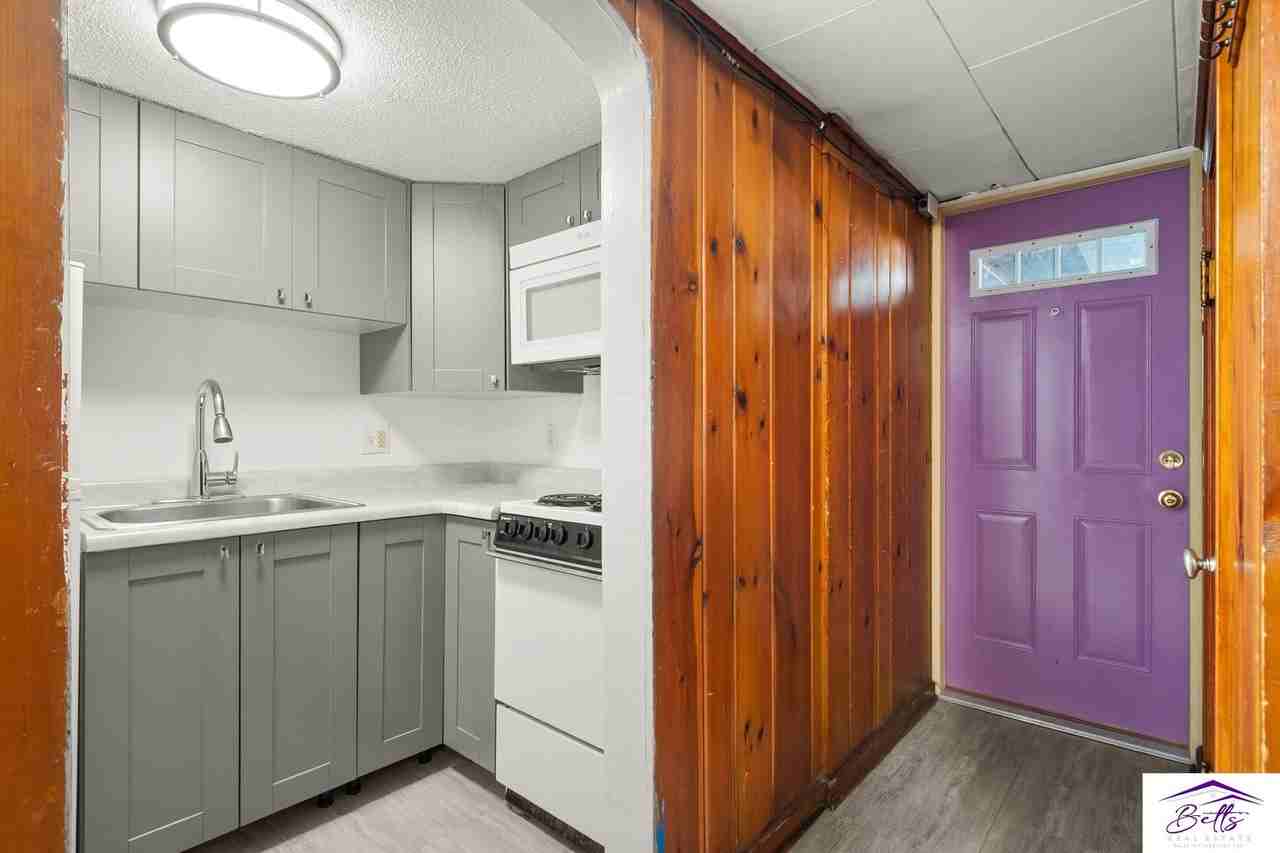 3825 CUMING ST 1-3 - Photo 6 of 19