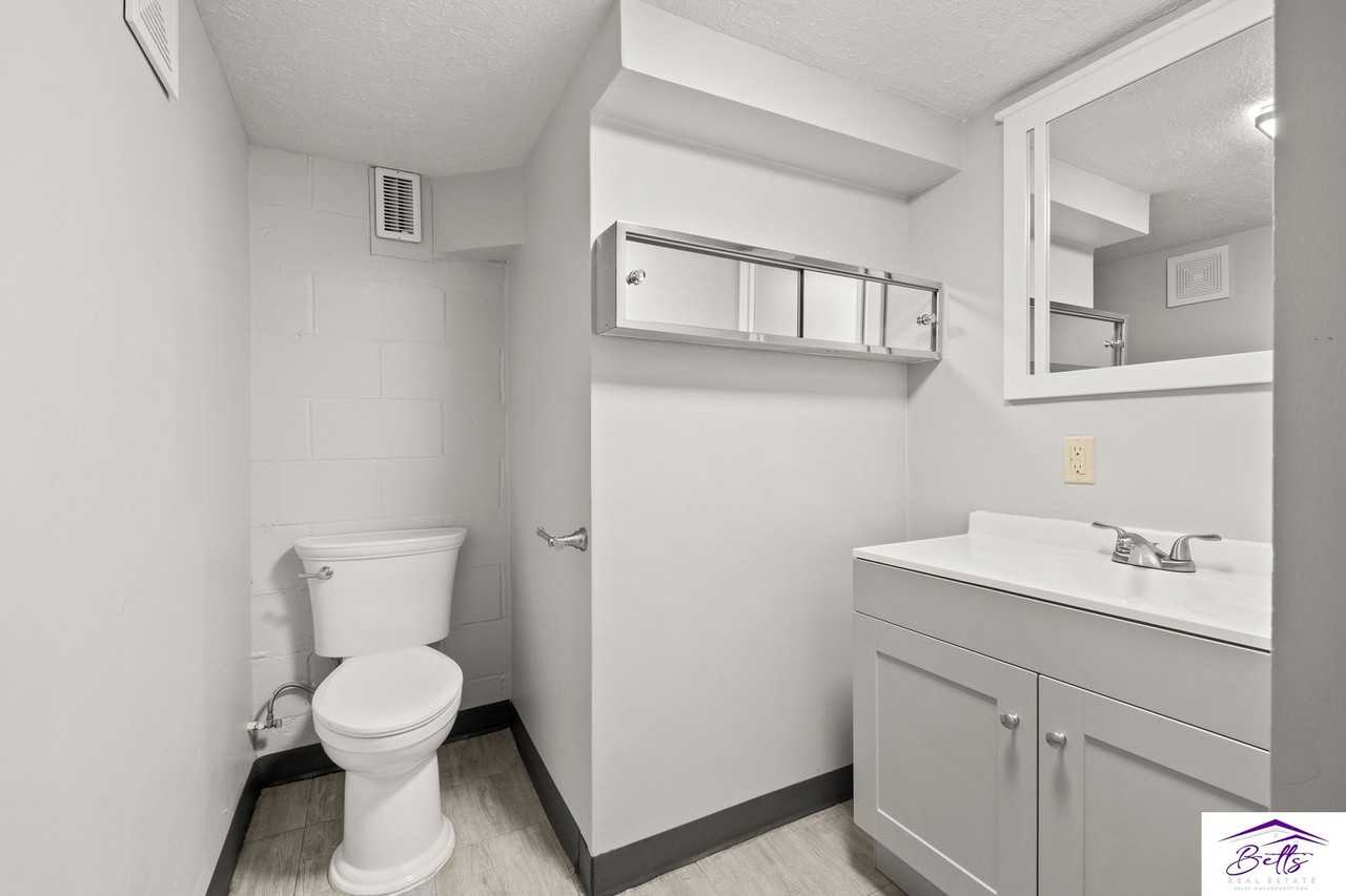 3825 CUMING ST 1-3 - Photo 7 of 19