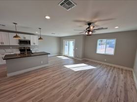 825 W Dobbins Rd #B - Photo 1 of 1