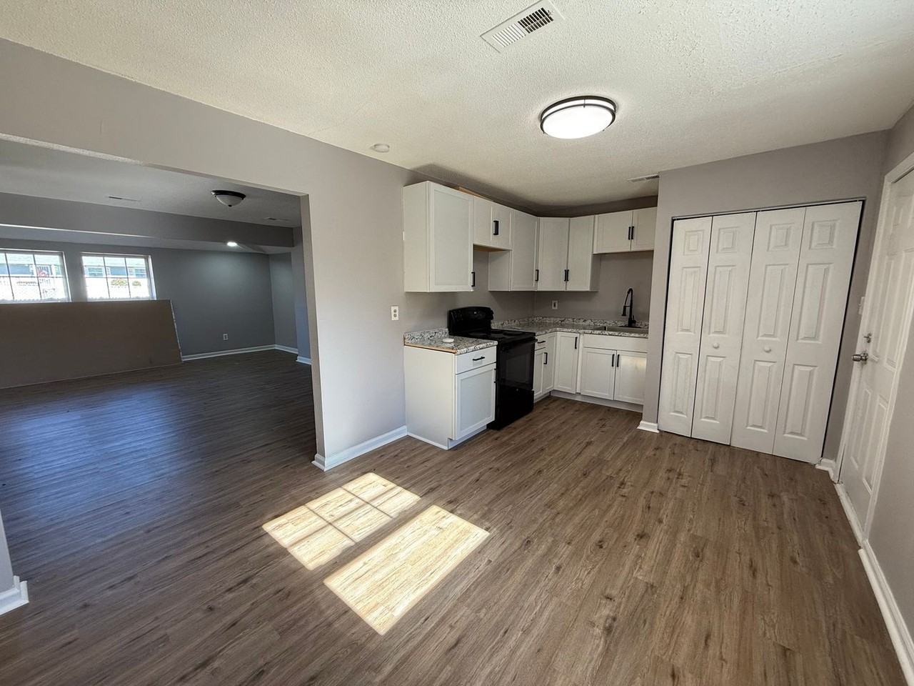 2415 Vining Ave Nw - Photo 3 of 9