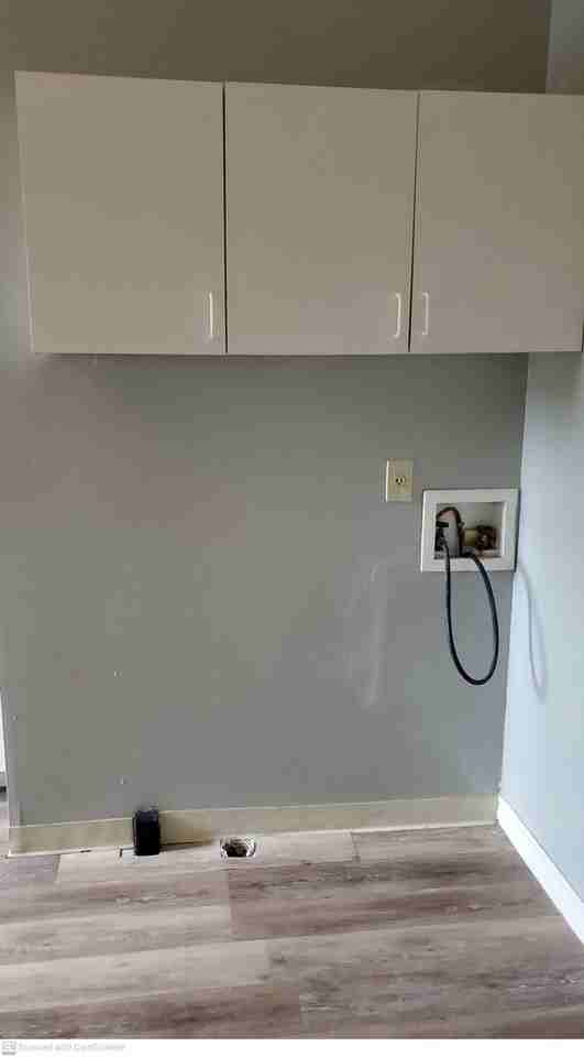 31 Bidleman St - Photo 7 of 14