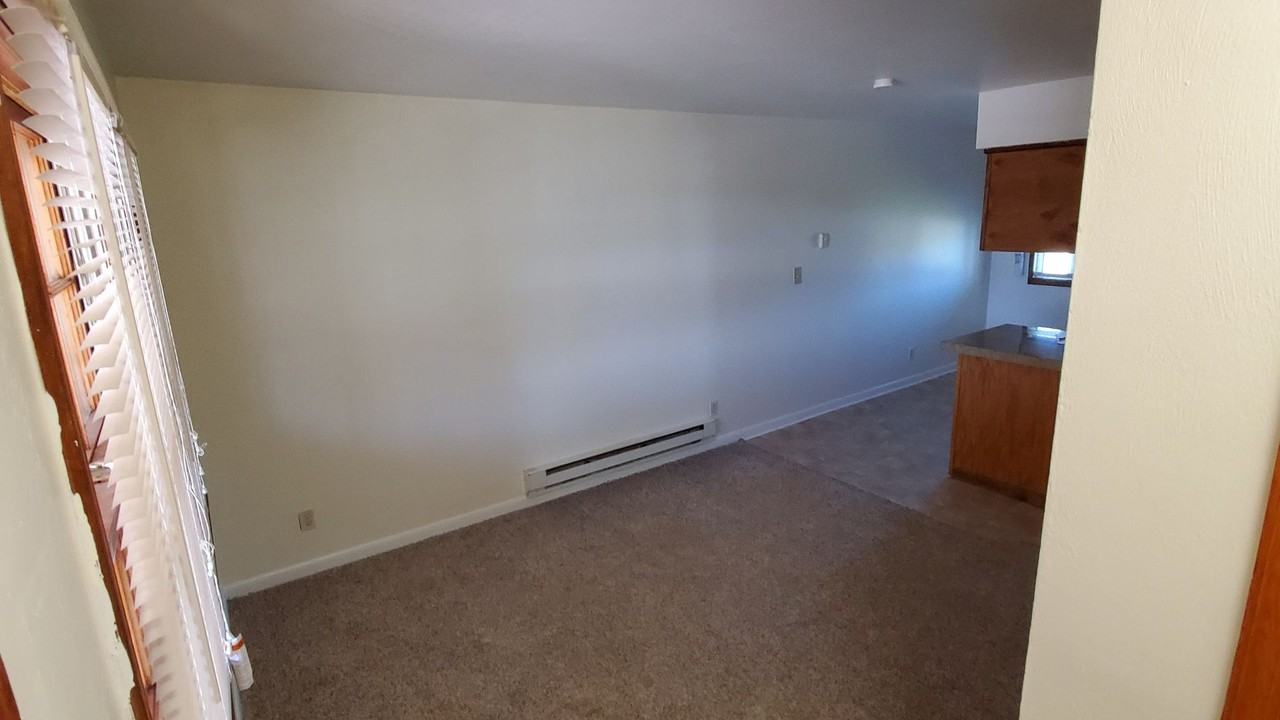 Bay Oaks Park Apartments - Photo 4 of 27