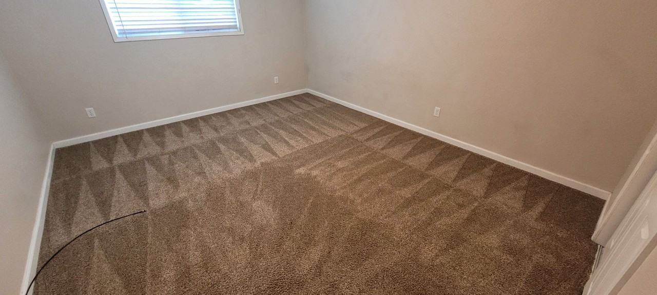 1240 Vista Dr - Photo 7 of 9