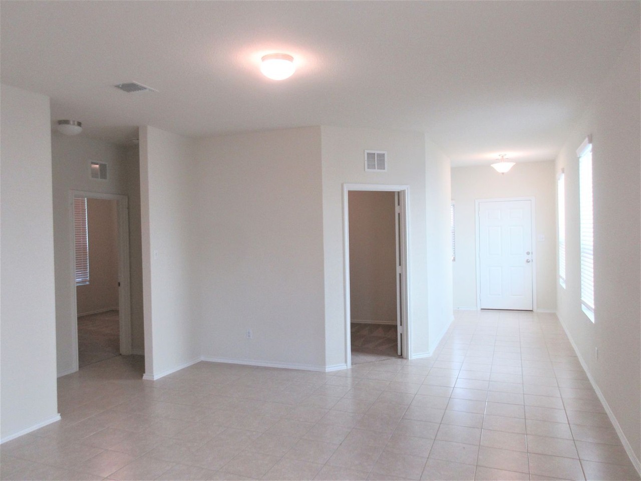 124 Green Egret Way - Photo 3 of 30