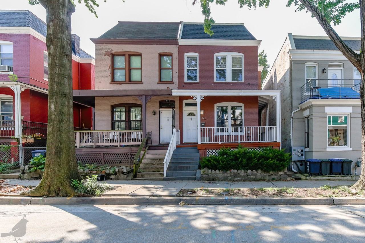 742 Harvard St Nw - Photo 2 of 50