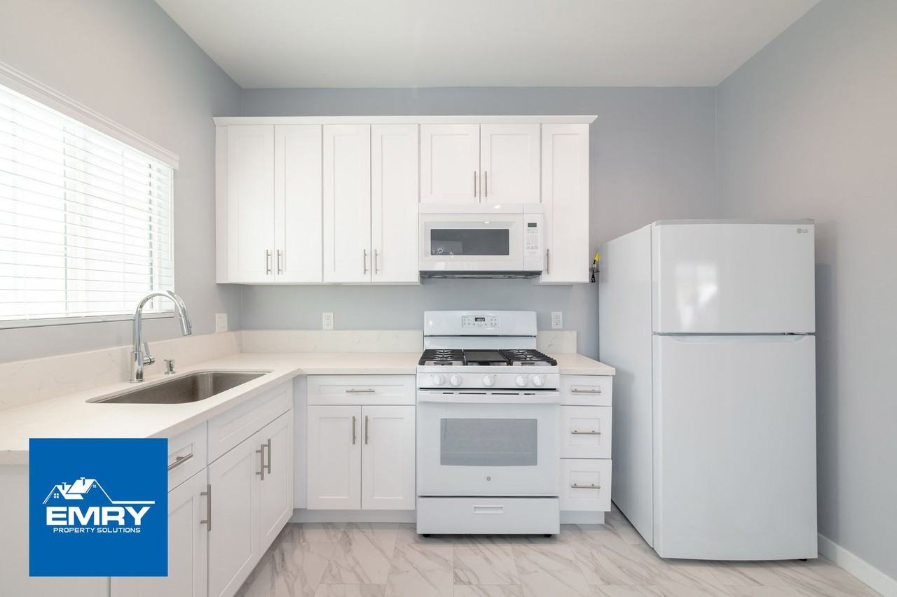 10624 Swinton Ave - Photo 5 of 15