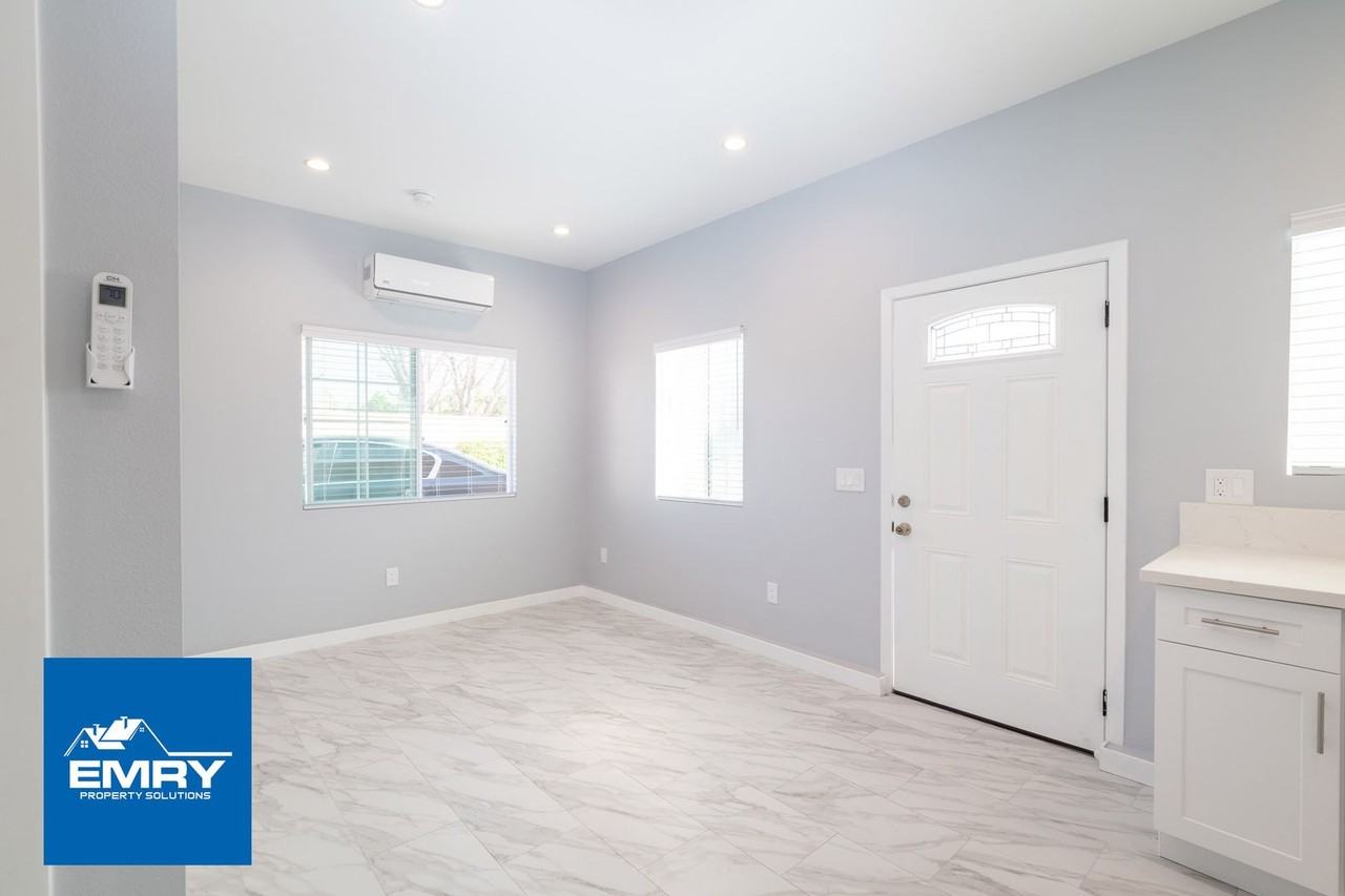 10624 Swinton Ave - Photo 7 of 15