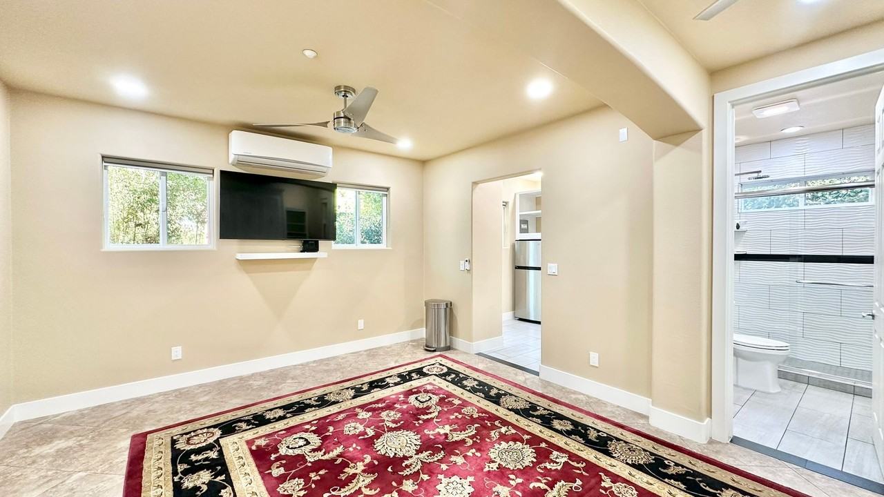 436 Crestcourt Ln - Photo 5 of 15