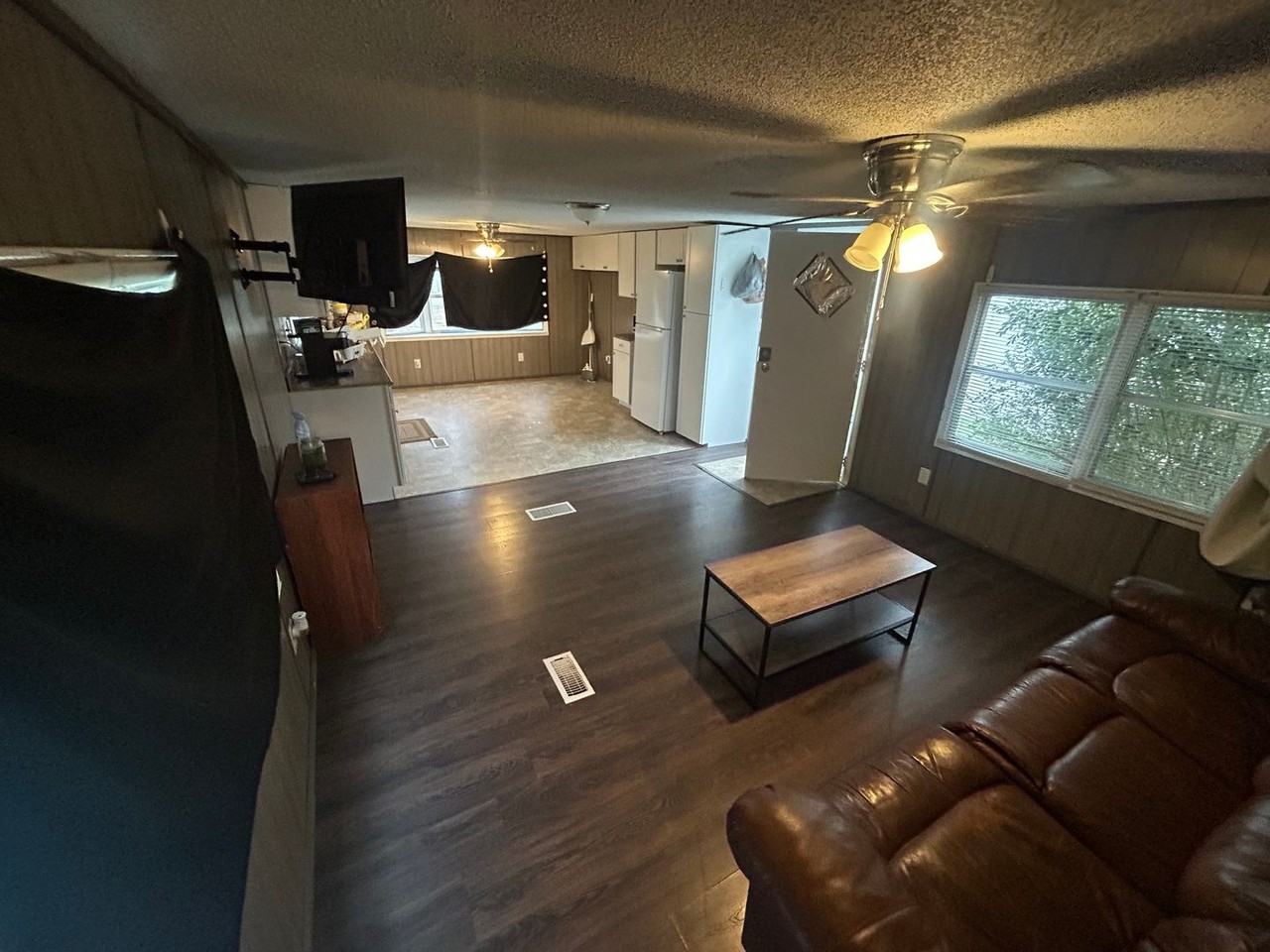 1771 Hodgenville Rd - Photo 2 of 8